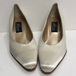 Gianmarco Lorenzi Made in Italy Beige Satin Pump